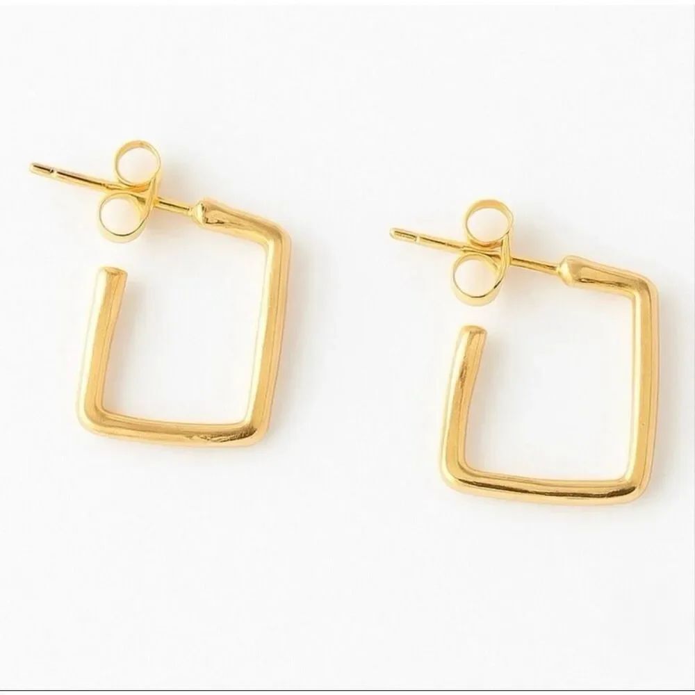 Axis Square Hoop Earrings – Polished Gold Tone, 1/2